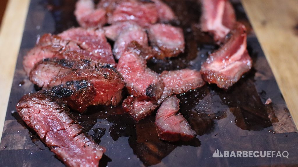 hanger steak grilled and sliced