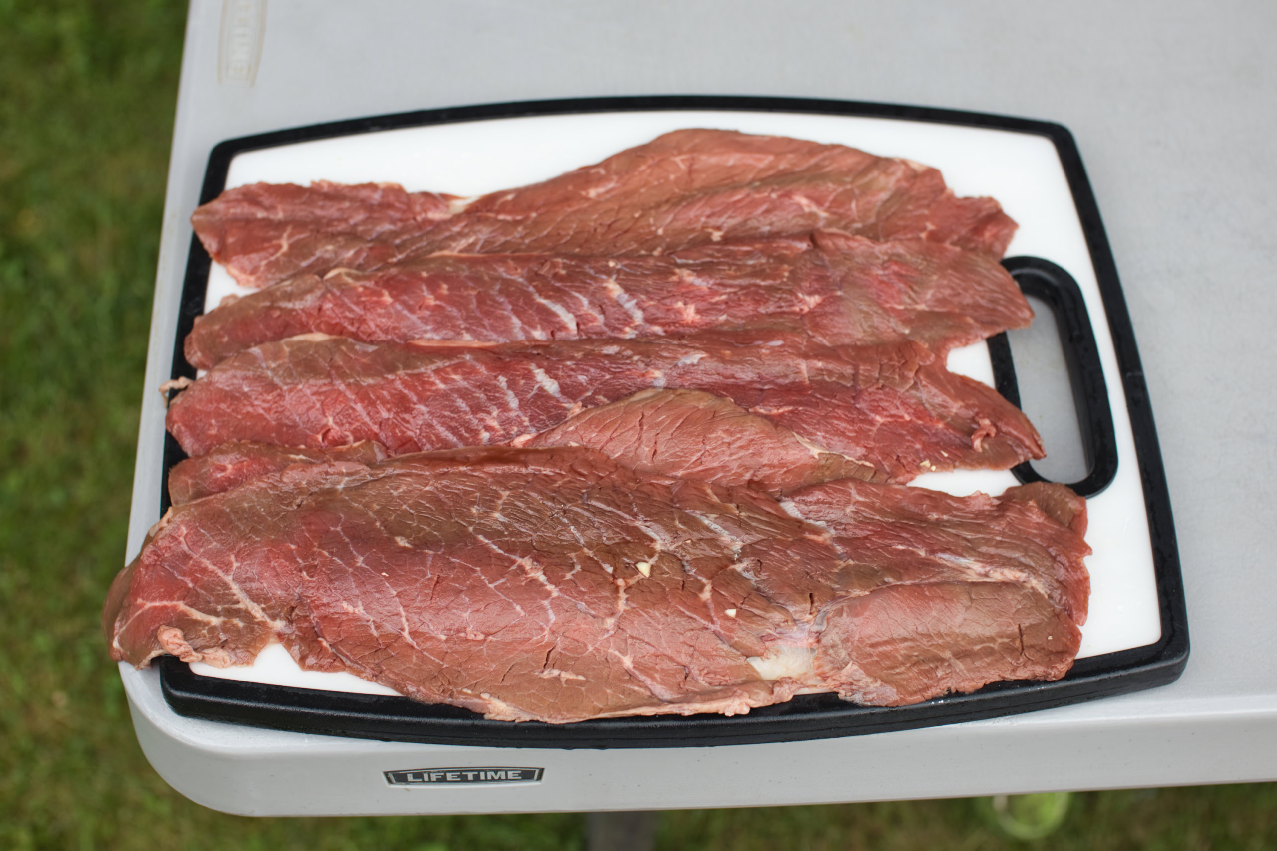 how to slice meat for beef jerky