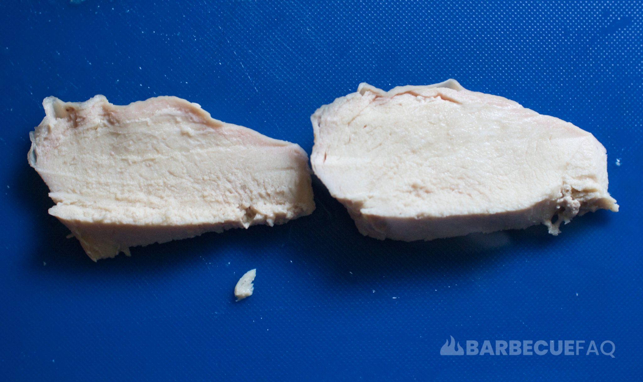 How To Cut Chicken Breast Against The Grain Barbecue FAQ   Optimally Sliced Chicken Breast Pieces 2048x1218 