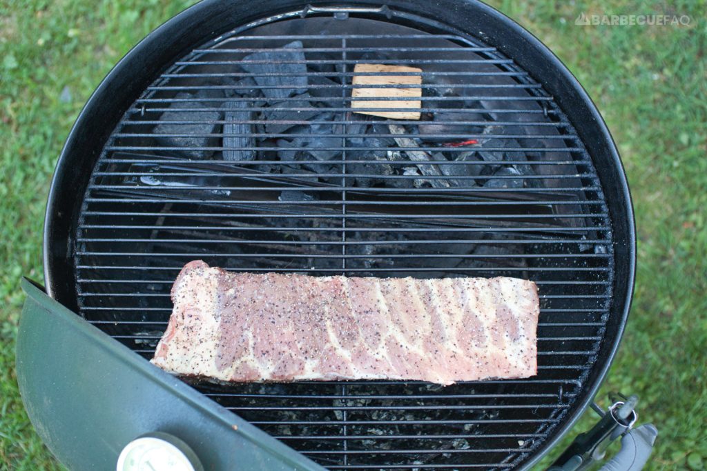 spare ribs on weber kettle for smoking