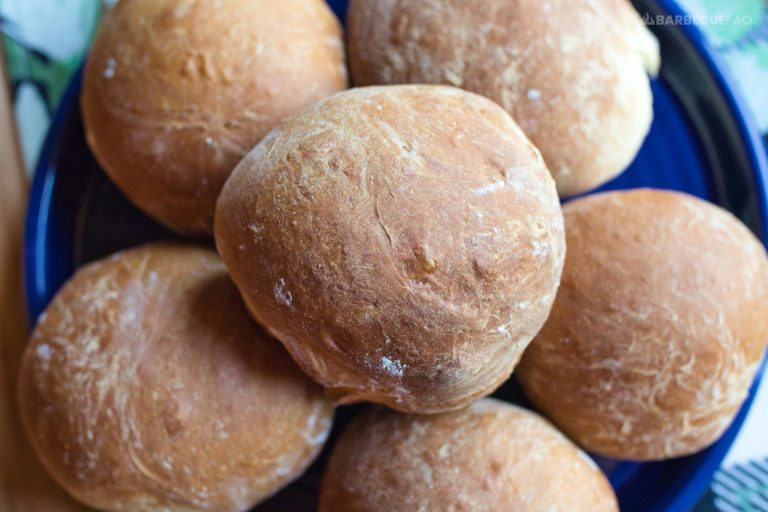 homemade buns for dinner rolls or burgers and pulled pork