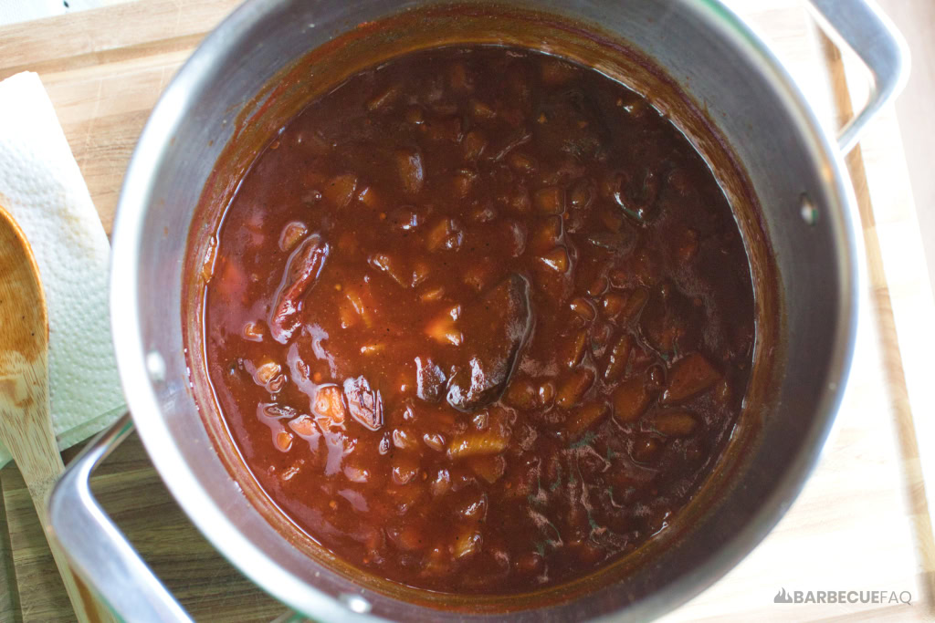 honey chipotle bbq sauce after simmering for 30 minutes